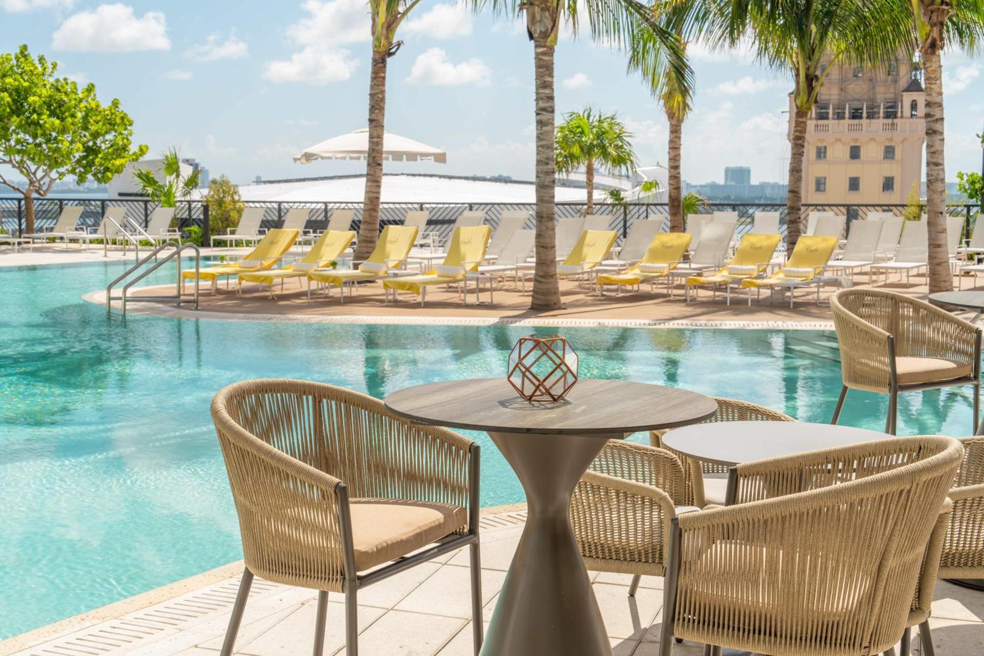 Gale Miami Hotel & Residences Bagian luar foto