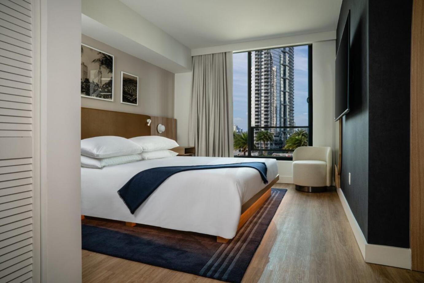 Gale Miami Hotel & Residences Bagian luar foto